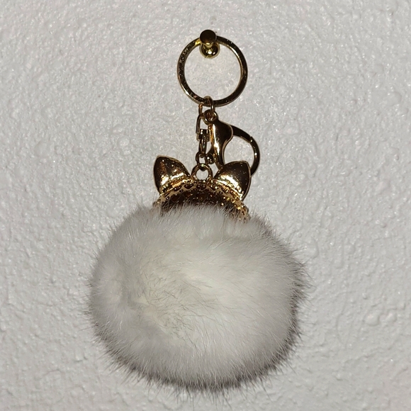Fox Salmon Faux Rhinestone/Faux Pearls White Faux Fur Keychain WhiteGold 5" NWOT - Picture 5 of 10